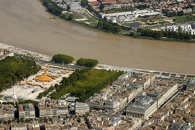 http://www.api-photo.fr/images/blogforum/photo-quais-bordeaux.jpg